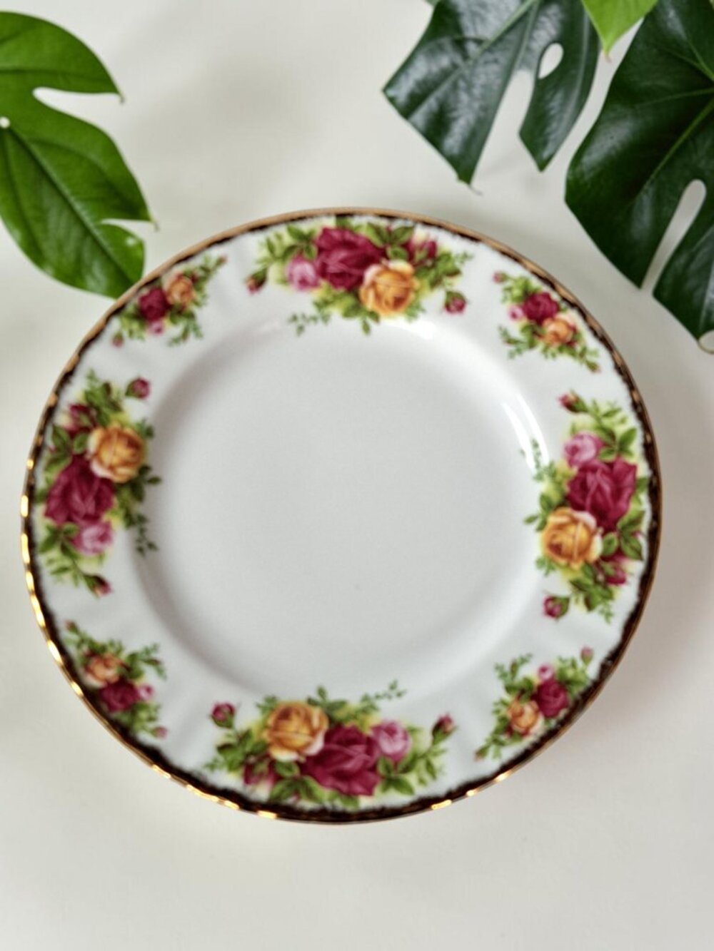 Set of Two Royal Albert Old Country Roses Salad Plate 8 inch. - Picture 6 of 9